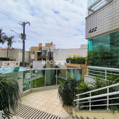 Apartamento com 120m², 4 quartos (sendo 1 suíte), 3 garagens, no bairro Balneário em Florianópolis