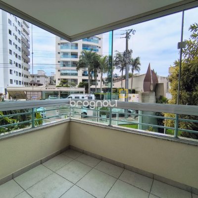 Apartamento com 120m², 4 quartos (sendo 1 suíte), 3 garagens, no bairro Balneário em Florianópolis