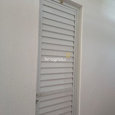 Apartamento com 120m², 4 quartos (sendo 1 suíte), 3 garagens, no bairro Balneário em Florianópolis