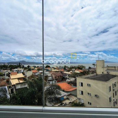 Apartamento com 120m², 4 quartos (sendo 1 suíte), 3 garagens, no bairro Balneário em Florianópolis