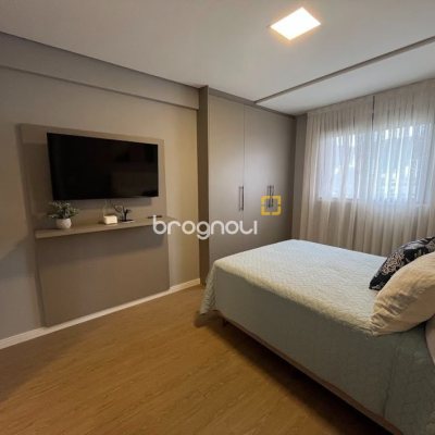 Cobertura com 137m², 4 quartos (sendo 4 suítes), 2 garagens, no bairro Jurerê em Florianópolis