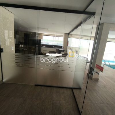 Cobertura com 137m², 4 quartos (sendo 4 suítes), 2 garagens, no bairro Jurerê em Florianópolis