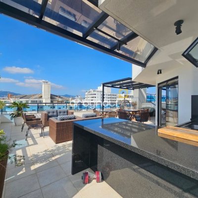 Cobertura com 337m², 3 quartos (sendo 1 suíte), 3 garagens, no bairro Balneário em Florianópolis