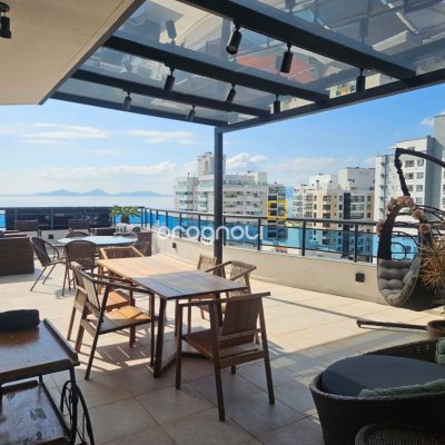 Cobertura com 337m², 3 quartos (sendo 1 suíte), 3 garagens, no bairro Balneário em Florianópolis