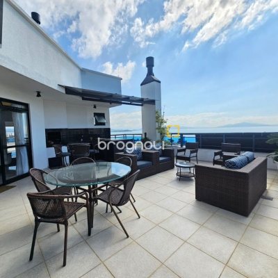 Cobertura com 337m², 3 quartos (sendo 1 suíte), 3 garagens, no bairro Balneário em Florianópolis