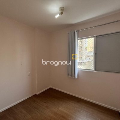 Apartamento com 95m², 3 quartos (sendo 1 suíte), 1 garagem, no bairro Centro em Florianópolis