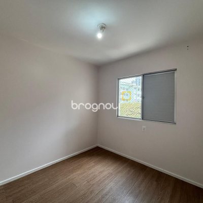 Apartamento com 95m², 3 quartos (sendo 1 suíte), 1 garagem, no bairro Centro em Florianópolis