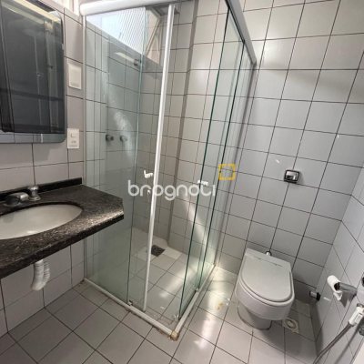 Apartamento com 95m², 3 quartos (sendo 1 suíte), 1 garagem, no bairro Centro em Florianópolis