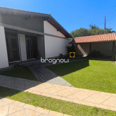 Casa com 153m², 3 quartos (sendo 1 suíte), 1 garagem, no bairro Ingleses em Florianópolis