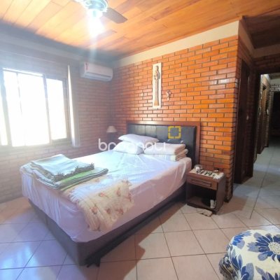 Casa com 153m², 3 quartos (sendo 1 suíte), 1 garagem, no bairro Ingleses em Florianópolis