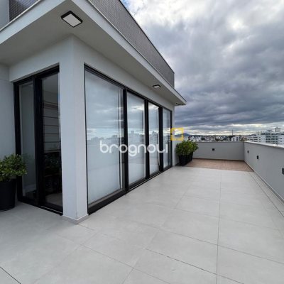 Studio com 75m², 1 quarto (sendo 1 suíte), 1 garagem, no bairro Coqueiros em Florianópolis