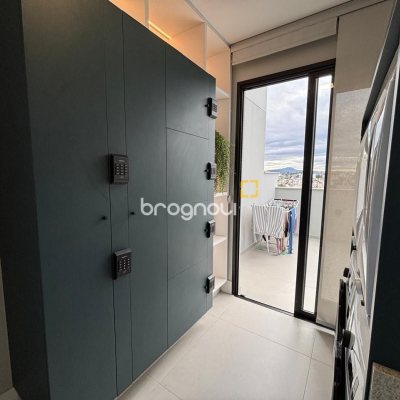 Studio com 75m², 1 quarto (sendo 1 suíte), 1 garagem, no bairro Coqueiros em Florianópolis