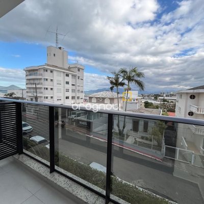 Studio com 75m², 1 quarto (sendo 1 suíte), 1 garagem, no bairro Coqueiros em Florianópolis