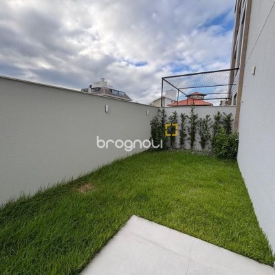 Studio com 75m², 1 quarto (sendo 1 suíte), 1 garagem, no bairro Coqueiros em Florianópolis