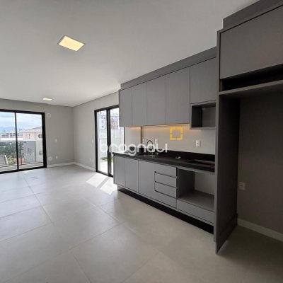Studio com 75m², 1 quarto (sendo 1 suíte), 1 garagem, no bairro Coqueiros em Florianópolis