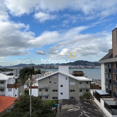 Studio com 75m², 1 quarto (sendo 1 suíte), 1 garagem, no bairro Coqueiros em Florianópolis