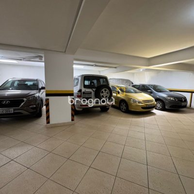 Cobertura com 418m², 3 quartos (sendo 3 suítes), 4 garagens, no bairro Centro em Florianópolis