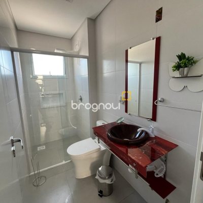 Apartamento com 69m², 3 quartos (sendo 2 suítes), 1 garagem, no bairro Palmas em Governador Celso Ramos