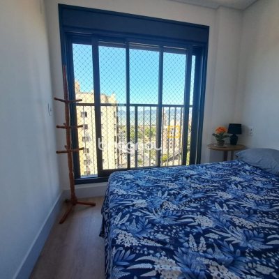 Apartamento com 79m², 2 quartos (sendo 2 suítes), 1 garagem, no bairro Estreito em Florianópolis