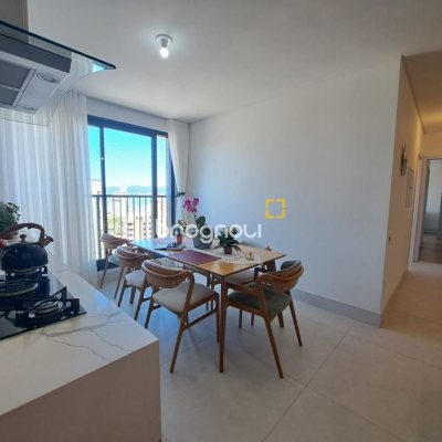 Apartamento com 79m², 2 quartos (sendo 2 suítes), 1 garagem, no bairro Estreito em Florianópolis