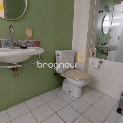 Apartamento com 79m², 1 quarto (sendo 1 suíte), no bairro Trindade em Florianópolis