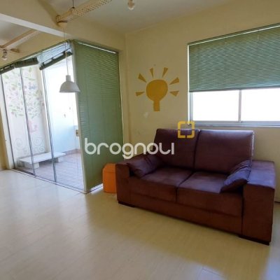 Apartamento com 79m², 1 quarto (sendo 1 suíte), no bairro Trindade em Florianópolis