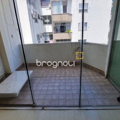Apartamento com 79m², 1 quarto (sendo 1 suíte), no bairro Trindade em Florianópolis