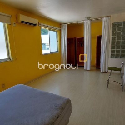 Apartamento com 79m², 1 quarto (sendo 1 suíte), no bairro Trindade em Florianópolis