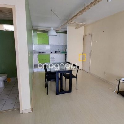 Apartamento com 79m², 1 quarto (sendo 1 suíte), no bairro Trindade em Florianópolis