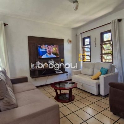 Casa com 235m², 4 quartos (sendo 2 suítes), 1 garagem, no bairro Ingleses em Florianópolis