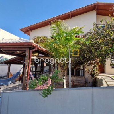 Casa com 235m², 4 quartos (sendo 2 suítes), 1 garagem, no bairro Ingleses em Florianópolis