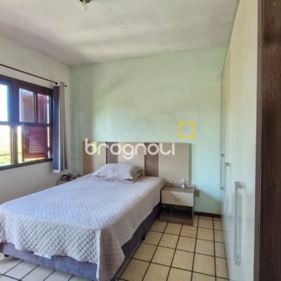 Casa com 235m², 4 quartos (sendo 2 suítes), 1 garagem, no bairro Ingleses em Florianópolis