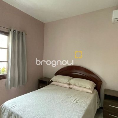 Casa com 122m², 3 quartos (sendo 2 suítes), 2 garagens, no bairro Ingleses em Florianópolis