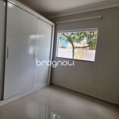 Casa com 80m², 2 quartos (sendo 1 suíte), 1 garagem, no bairro Rio Vermelho em Florianópolis
