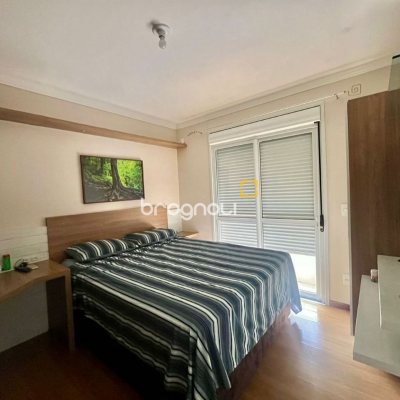 Casa com 121m², 3 quartos (sendo 1 suíte), 2 garagens, no bairro Campeche em Florianópolis