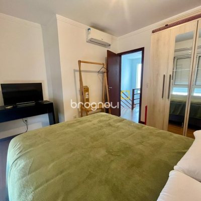 Casa com 121m², 3 quartos (sendo 1 suíte), 2 garagens, no bairro Campeche em Florianópolis