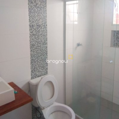 Casa com 96m², 2 quartos, 2 garagens, no bairro Rio Tavares em Florianópolis