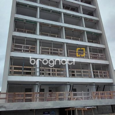 Studio com 30m², 1 quarto, 1 garagem, no bairro Centro em Florianópolis