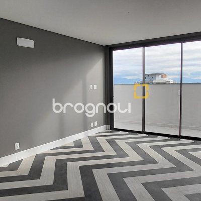 Studio com 30m², 1 quarto, 1 garagem, no bairro Centro em Florianópolis