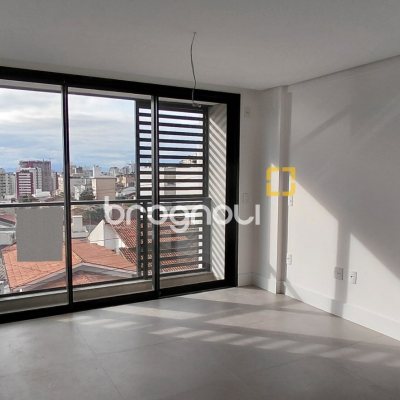 Studio com 30m², 1 quarto, 1 garagem, no bairro Centro em Florianópolis