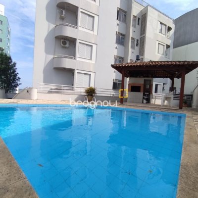 Apartamento com 104m², 3 quartos (sendo 1 suíte), 1 garagem, no bairro Coqueiros em Florianópolis