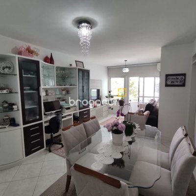 Apartamento com 104m², 3 quartos (sendo 1 suíte), 1 garagem, no bairro Coqueiros em Florianópolis
