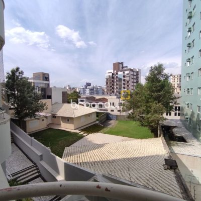 Apartamento com 104m², 3 quartos (sendo 1 suíte), 1 garagem, no bairro Coqueiros em Florianópolis