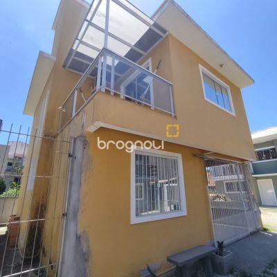 Casa com 104m², 2 quartos, 1 garagem, no bairro Cachoeira do Bom Jesus em Florianópolis