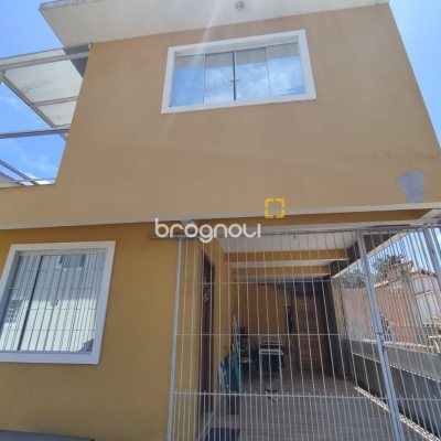 Casa com 104m², 2 quartos, 1 garagem, no bairro Cachoeira do Bom Jesus em Florianópolis