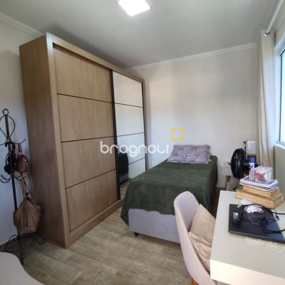 Casa com 104m², 2 quartos, 1 garagem, no bairro Cachoeira do Bom Jesus em Florianópolis
