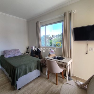 Casa com 104m², 2 quartos, 1 garagem, no bairro Cachoeira do Bom Jesus em Florianópolis