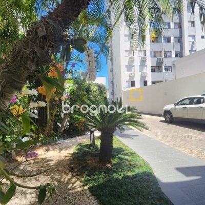 Apartamento com 90m², 3 quartos (sendo 1 suíte), 1 garagem, no bairro Centro em Florianópolis