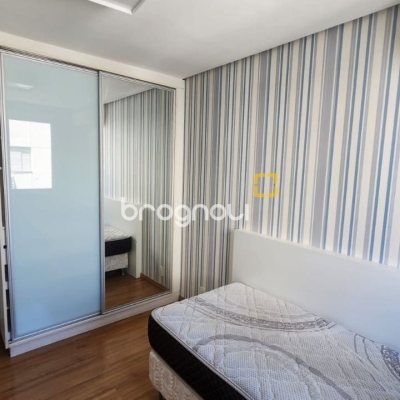 Apartamento com 90m², 3 quartos (sendo 1 suíte), 1 garagem, no bairro Centro em Florianópolis