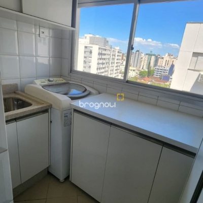 Apartamento com 90m², 3 quartos (sendo 1 suíte), 1 garagem, no bairro Centro em Florianópolis